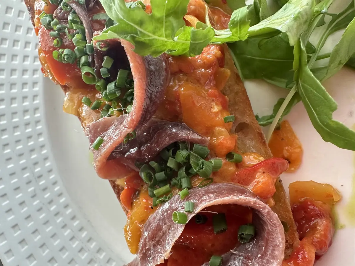 Grilled sweet pepper and anchovy toast